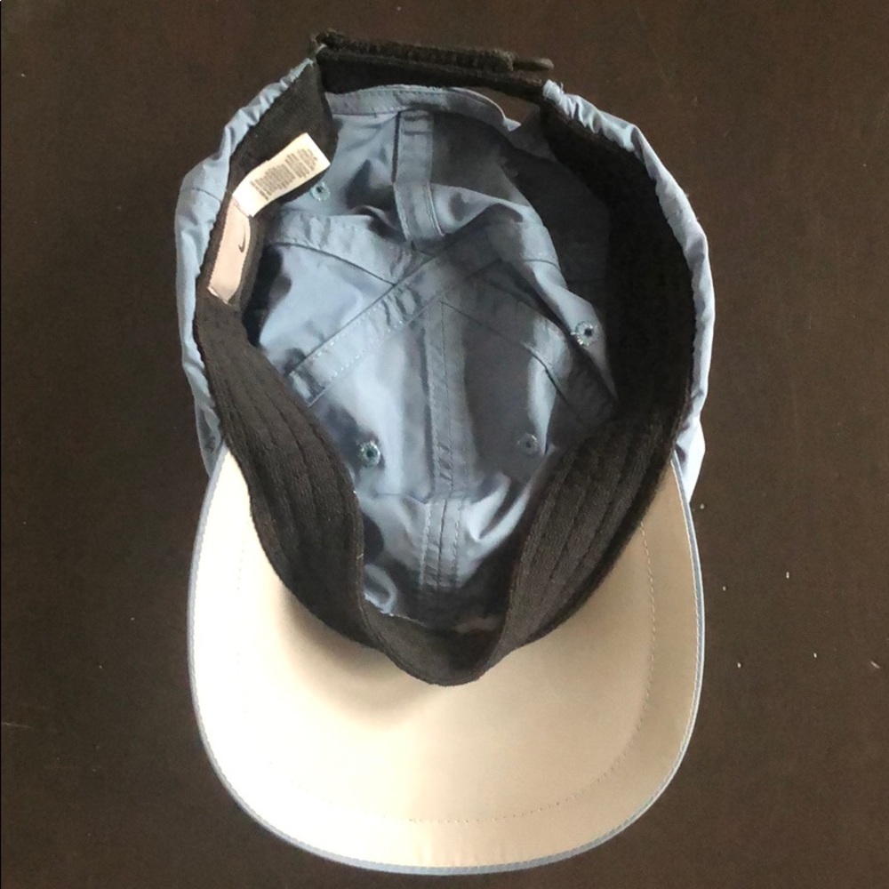 Nike Hat - Picture 4 of 5